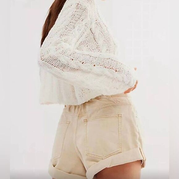 FREE PEOPLE We the free pleated cuffed short Danni short in ecru  XS - Picture 3 of 9